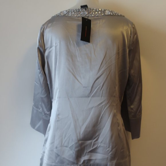 NWT Womens BCBGMaxazria Silver Satin Rhinestone V-Neck Tunic Top M * - Picture 8 of 12